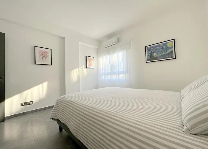 Rendezvous 3 Bedroom Flat * Larnaca