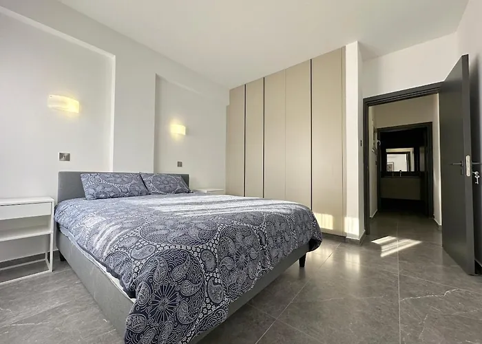 Apartmán Rendezvous 3 Bedroom Flat Larnaca