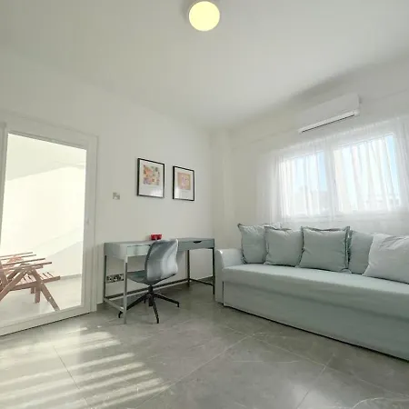 Appartamento 3bdr Design 125sqm 3 Min To Finikoudes *