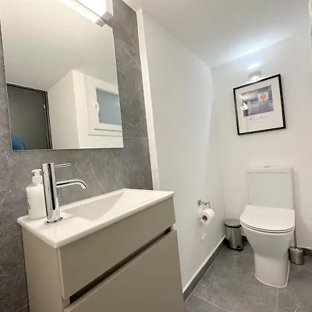 Appartamento 3bdr Design 125sqm 3 Min To Finikoudes