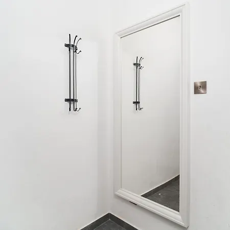 Appartamento 3bdr Design 125sqm 3 Min To Finikoudes Larnaca