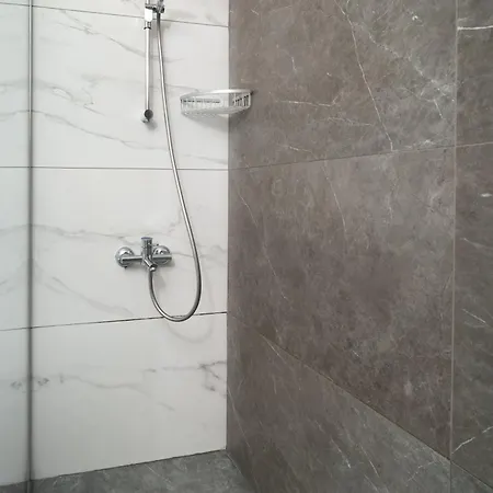 Appartamento 3bdr Design 125sqm 3 Min To Finikoudes Larnaca