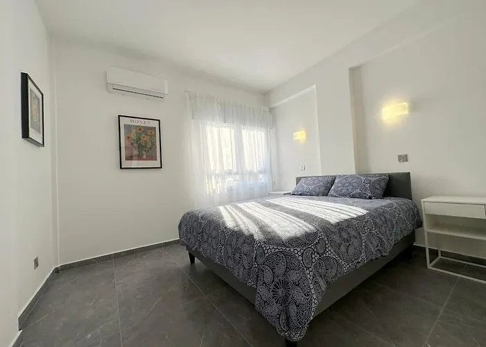 Apartment Rendezvous 3 Bedroom Flat Larnaca