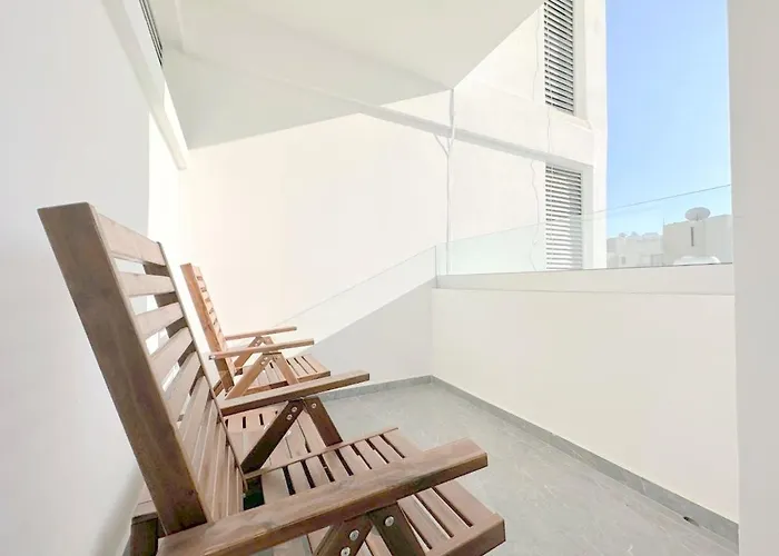 Rendezvous 3 Bedroom Flat Appartamento Larnaca